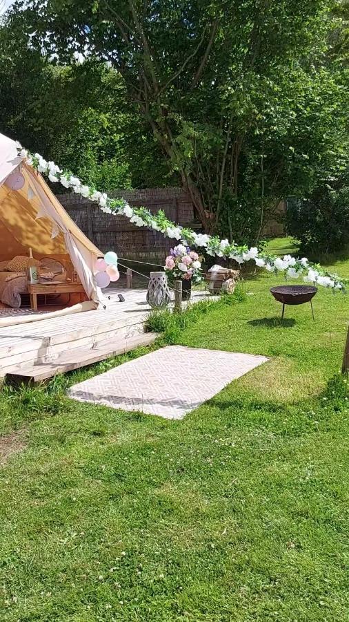 Hopgarden Glamping - Luxury 6M Bell Tent Wadhurst Eksteriør bilde